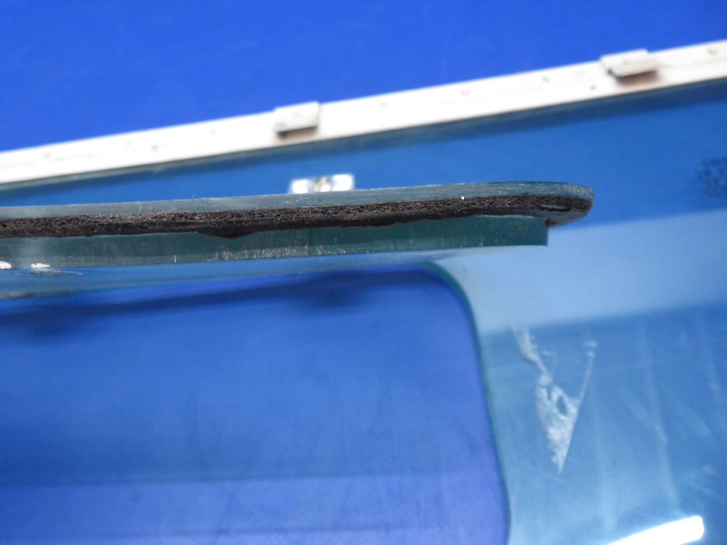 Beech Baron Window Pilot w/ Storm Window 1/4" Thick P/N 35-410291-219 (0523-947)