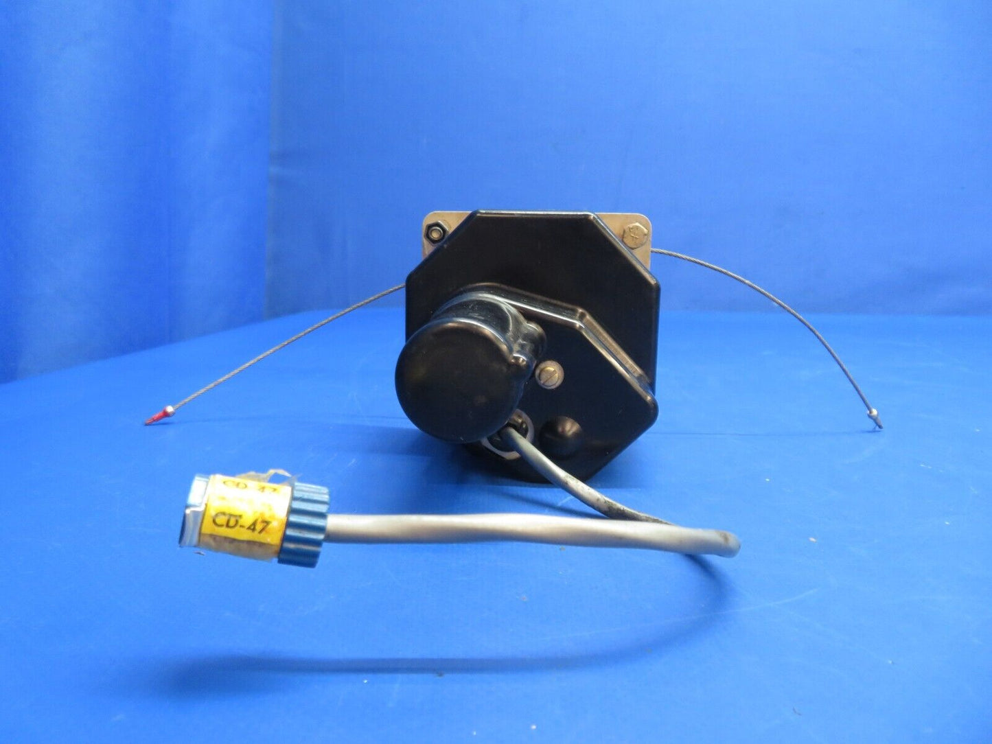 Piper PA-34-200T Edo-Aire Mitchell Roll Servo P/N 1C363-1-487R (0223-918)