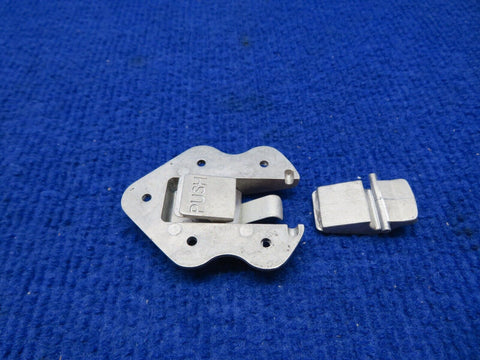 Piper Latch Assy P/N 4138116 NOS (0822-543)