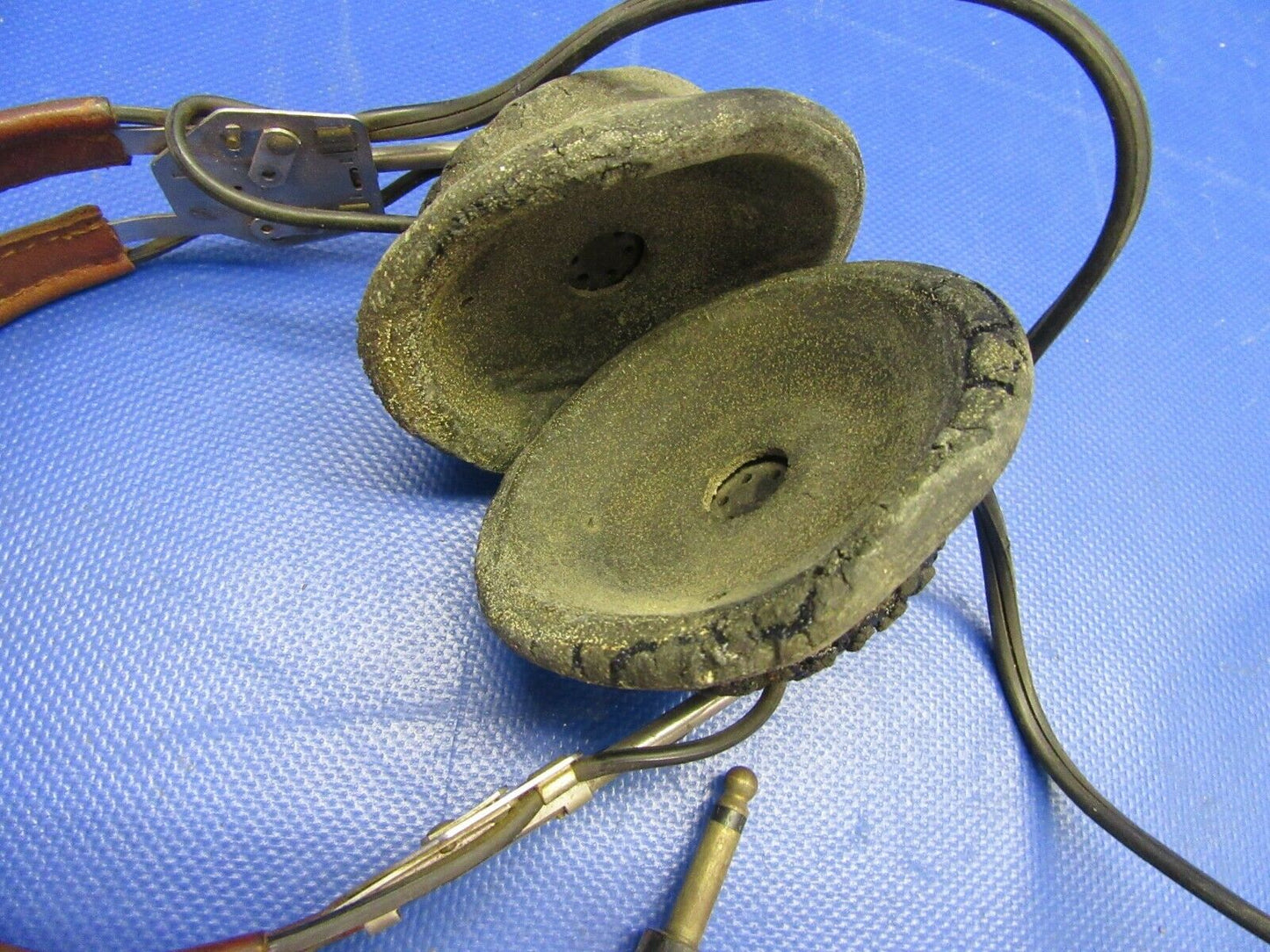 Vintage Aviation Headset WWII Era (LOT OF 3) PARTS or COLLECTIBLE (1021-451)