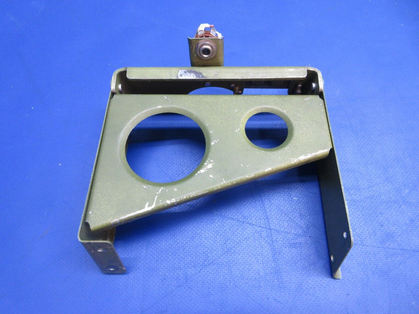 Piper PA-28-236 Dakota Engine Control Bracket Assy P/N 67224-03 (0623-259)