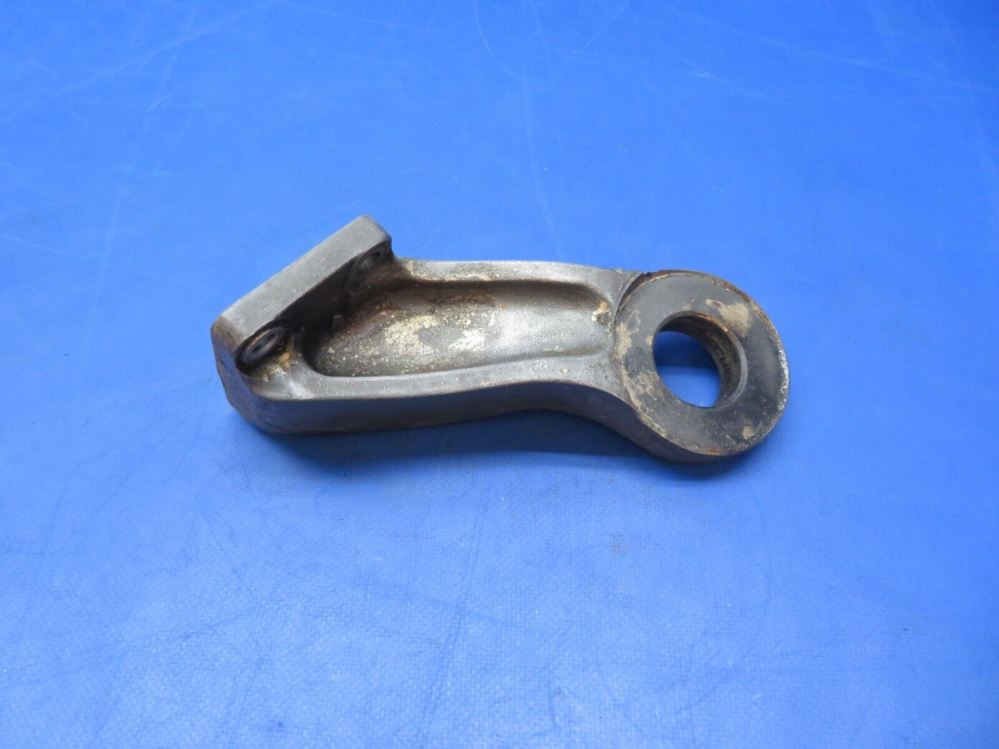 Continental E-Series LH Front Engine Mount Bracket P/N 531241 (0723-646)