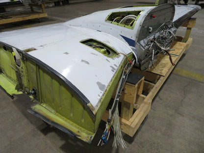 1980 Beech Baron 58 LH Wing P/N 58-100000-13  (0222-101)