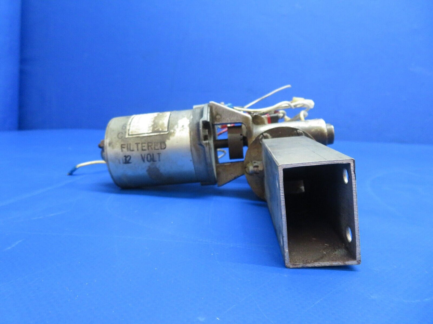Rockwell Commander 112A Flap Actuator Assy w/ Motor P/N 47275-1 CORE (1122-516)