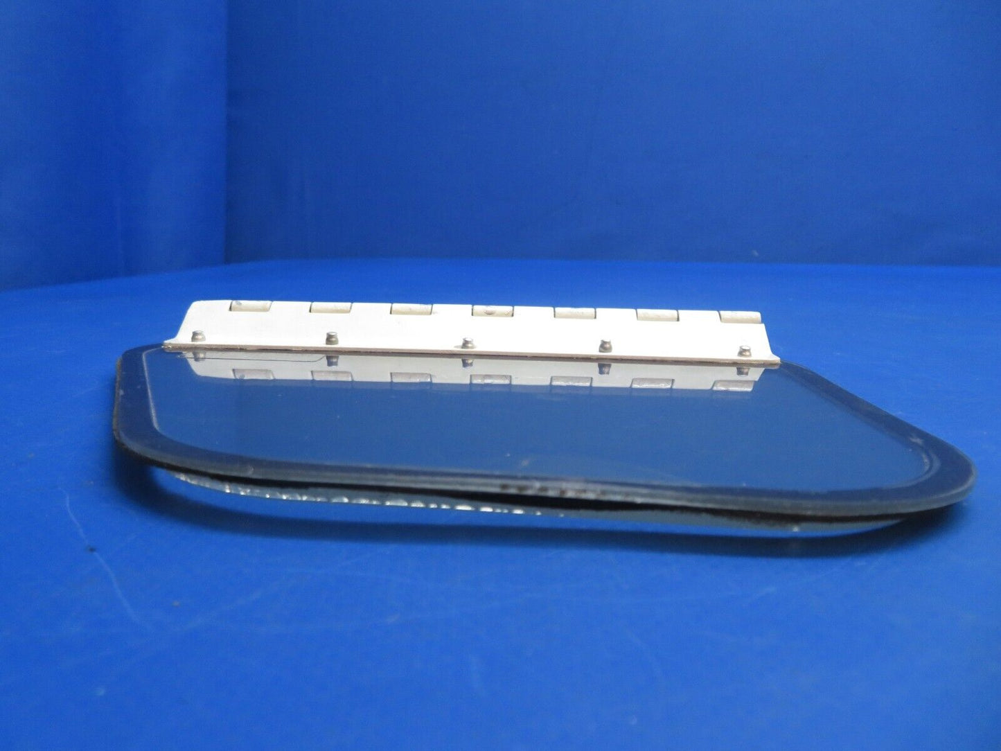 Piper PA-34-200T Seneca II Storm Window w/ Latch & Scoop P/N 65896-02 (0223-758)