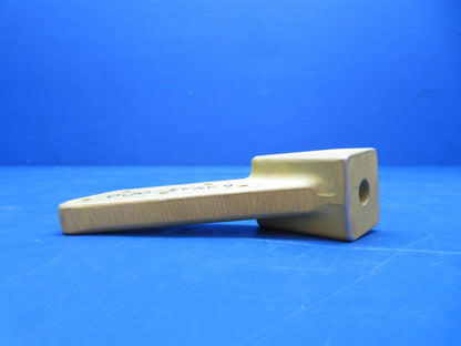Piper Upper Engine Mount Fitting P/N 62423-00 NOS (0923-659)