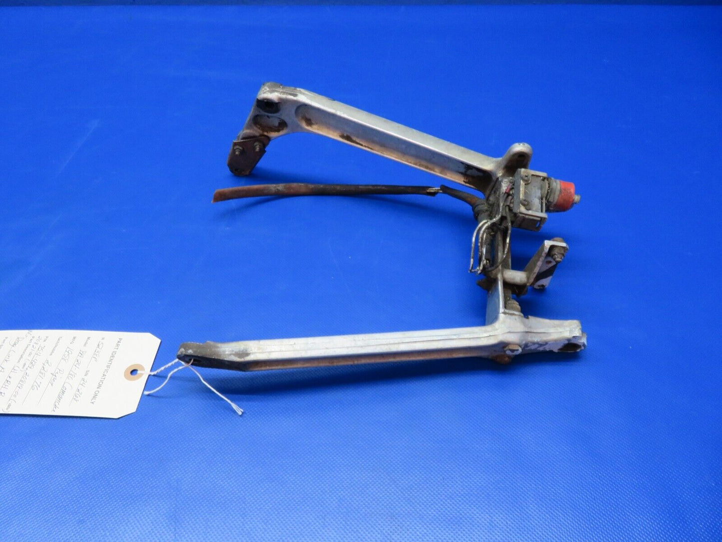 Piper PA-24-180 LH & RH NG Drag Link Assy w/ Cross Brace P/N 754-429 (1223-282)