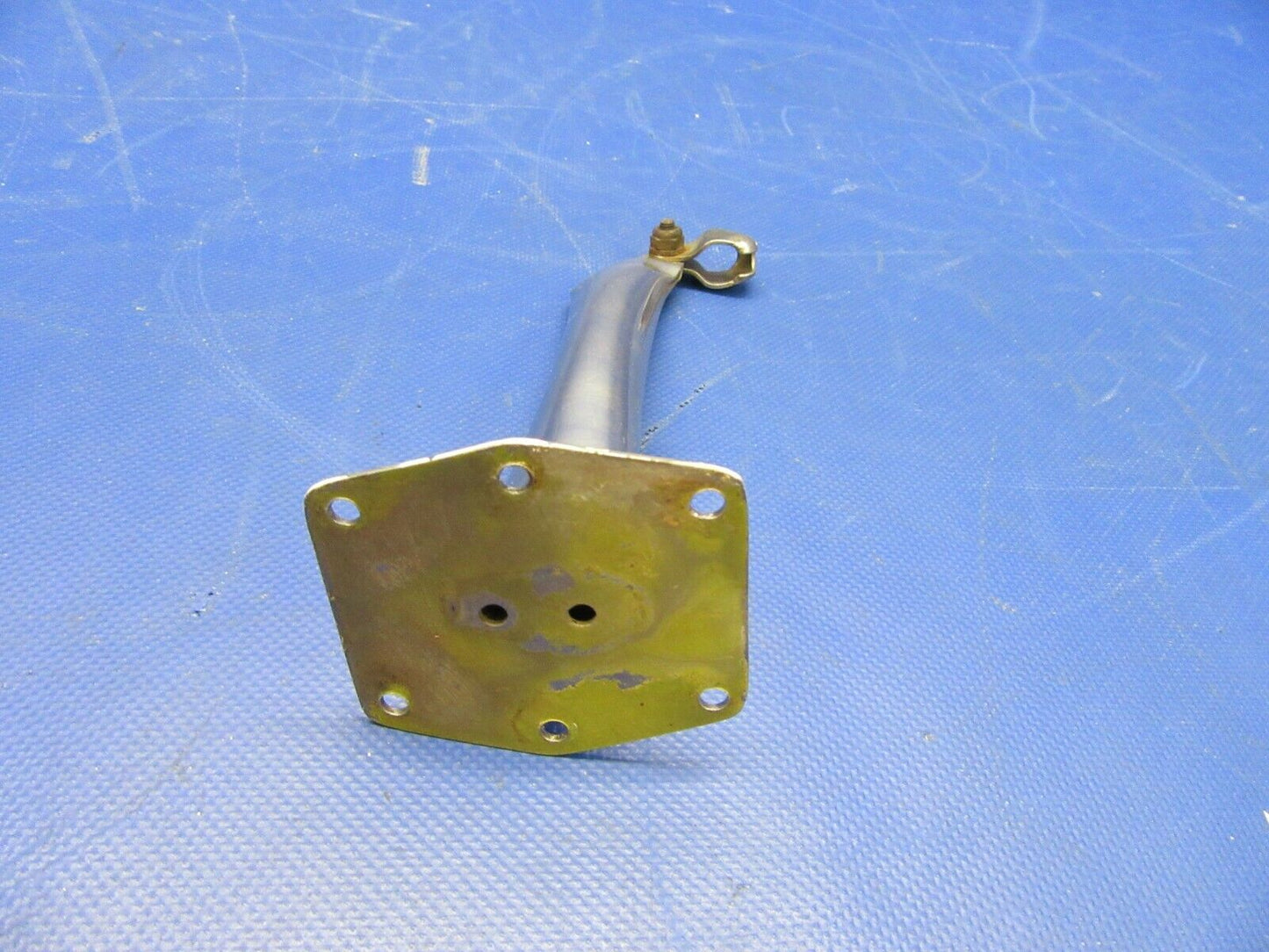 Beech Antenna Wire Guide / Mast (0821-470)