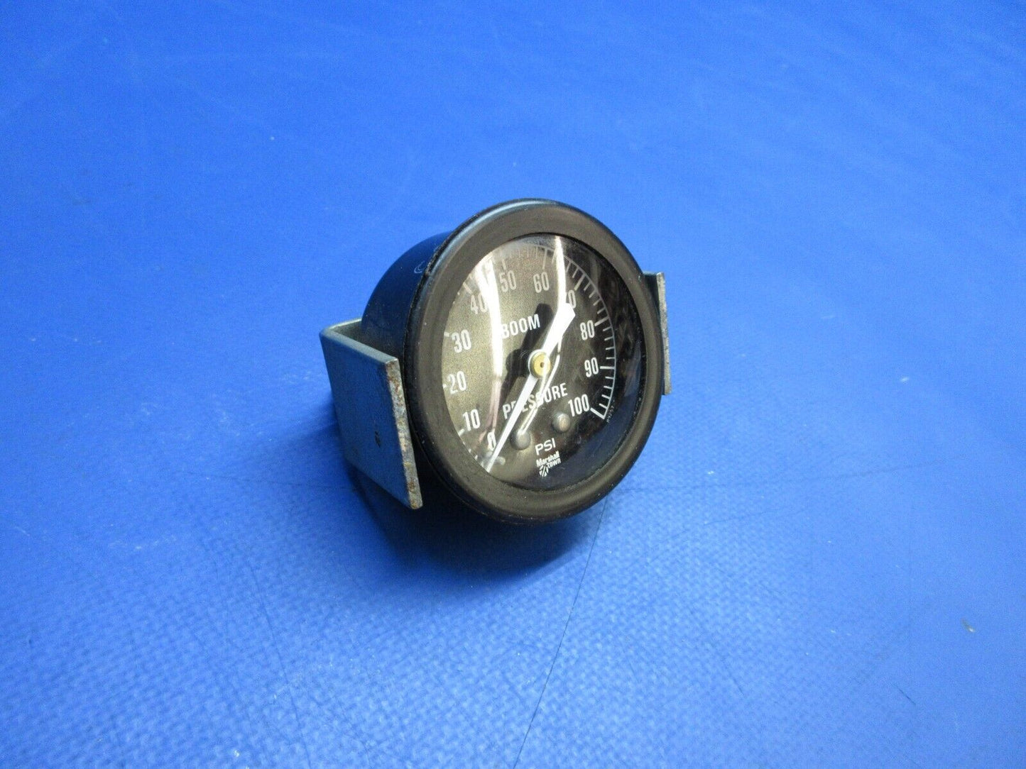 Marshall Town Boom Pressure Gauge P/N C668505-0103 (0523-457)