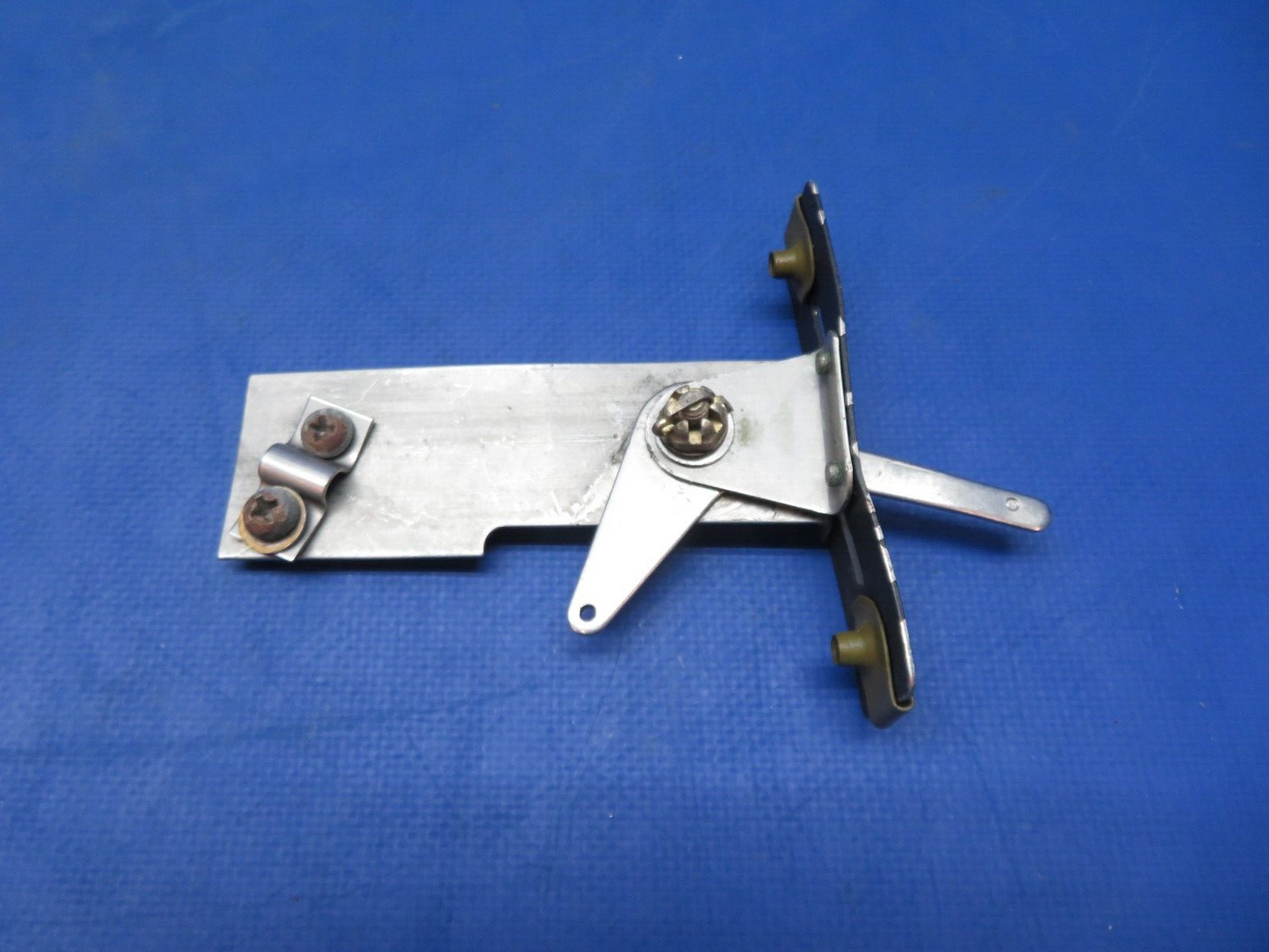 Piper PA-28-140 Carburetor Heat Control Mount P/N 66855-00 (1123-149)