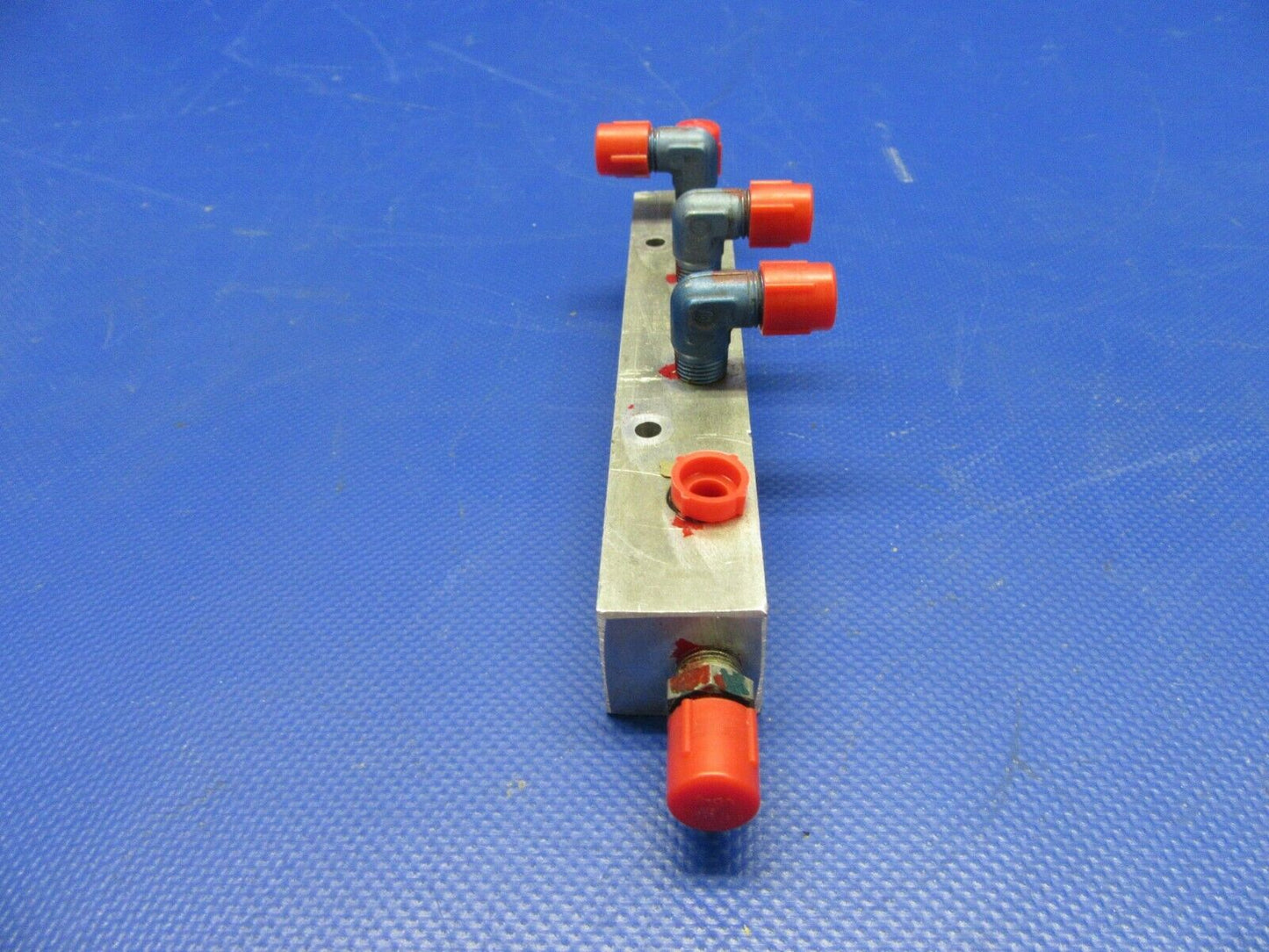 Piper PA-28R-180 Arrow Hydraulic Manifold LH 67520-00, 67520-000 (0621-535)