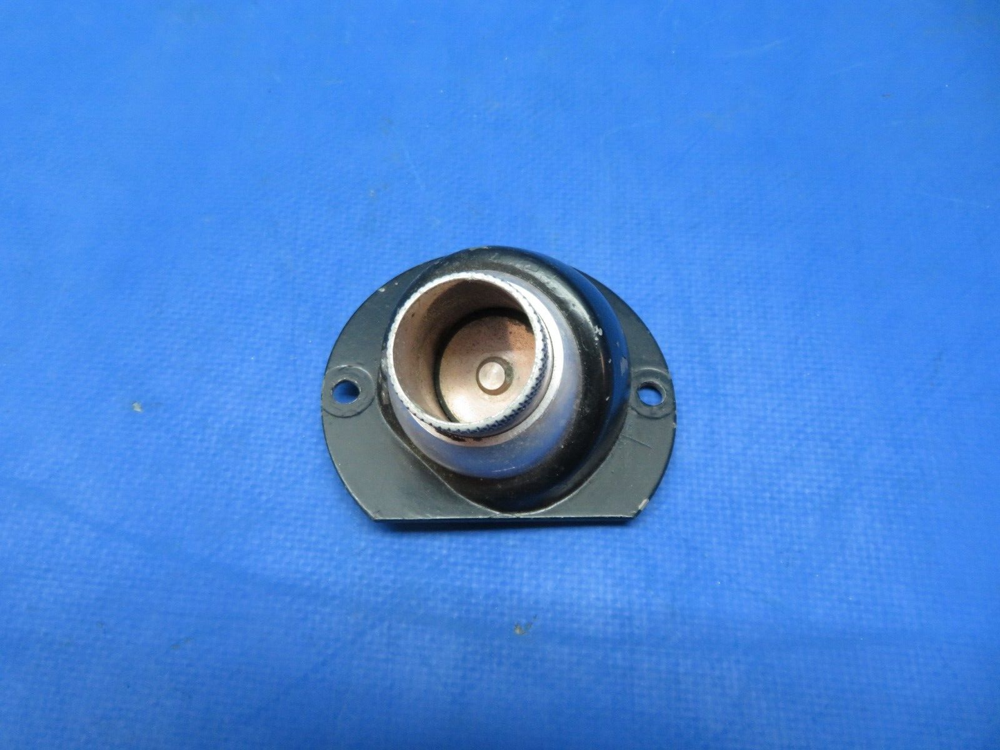 Cessna 310 / 310F Wemac Air Vent Valve P/N B-2150 (1123-345)
