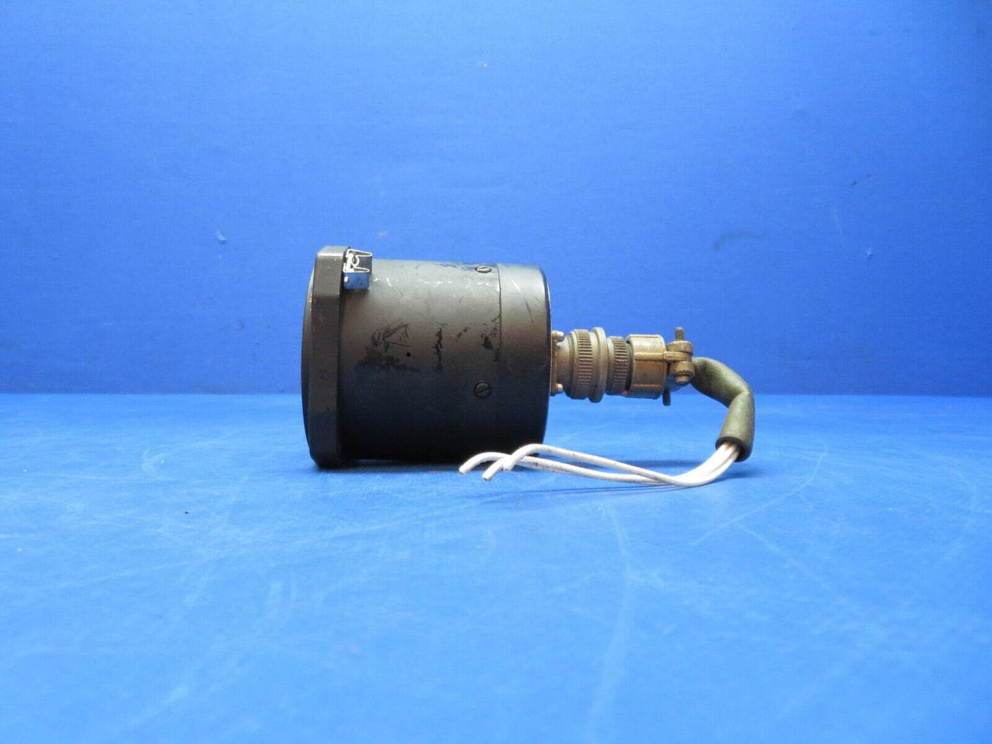 Cessna 310 Garwin 3 - in - 1 Engine Gauge P/N 22-804-016 w/ Warranty (0823-322)