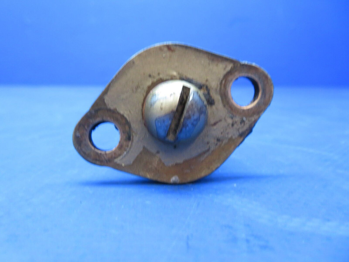 Continental E225-8 Accessory Drive Idler Gear & Shaft P/N 352014 (0723-688)