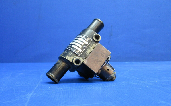 Cessna 310 / 310I Pressure Control Valve P/N 21238-6 (0923-944)