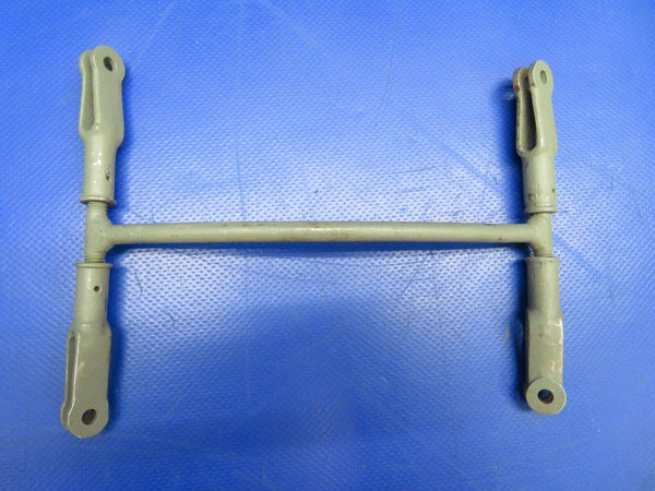 Cessna 310 Tie Rod Nose Gear Door Actuating P/N 0813300-77 (0520-396)