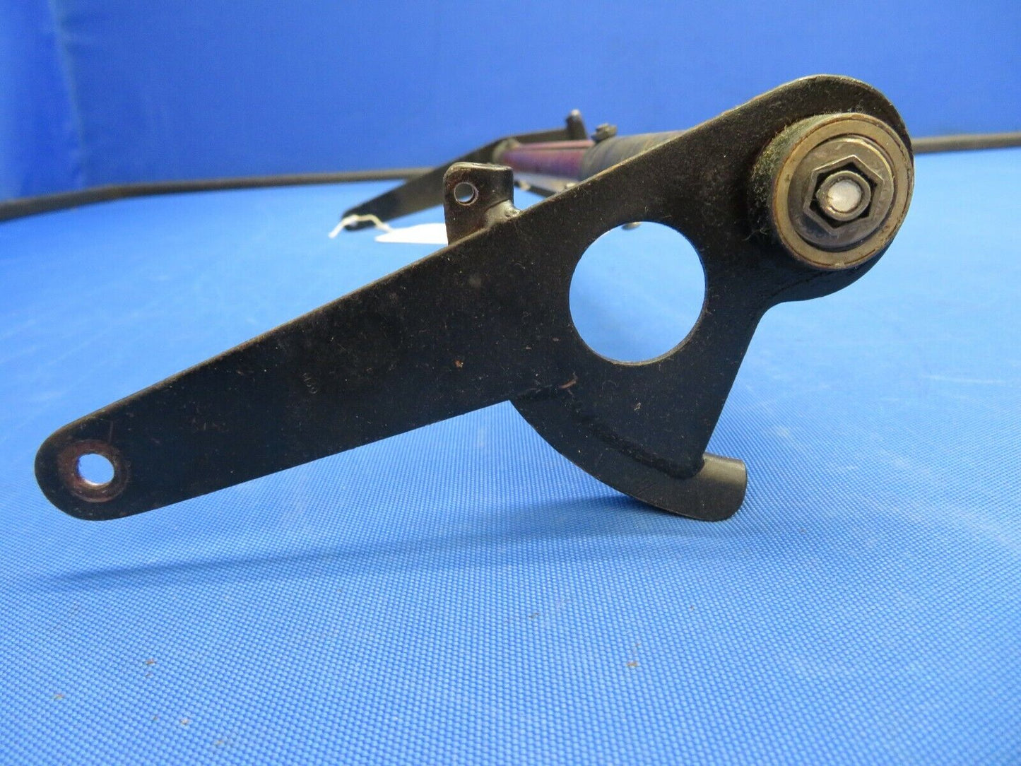 Cessna 210L Elevator Torque Tube & Bellcrank P/N 1260430-1 (0820-574)