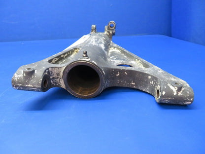 Beech Nose Landing Gear Strut / Brace Assy P/N 95-824005-3 (1122-458)