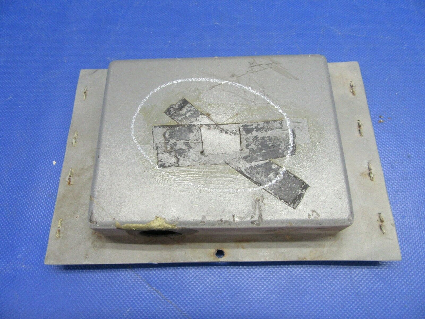 Beech Baron 95-B55 Duct Assembly Optional 5th Air Valve 95-554036-75 (1121-307)