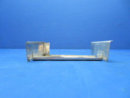 Piper PA-28R-180 Engine Control Bracket & Support P/N 67206-00 (1123-437)