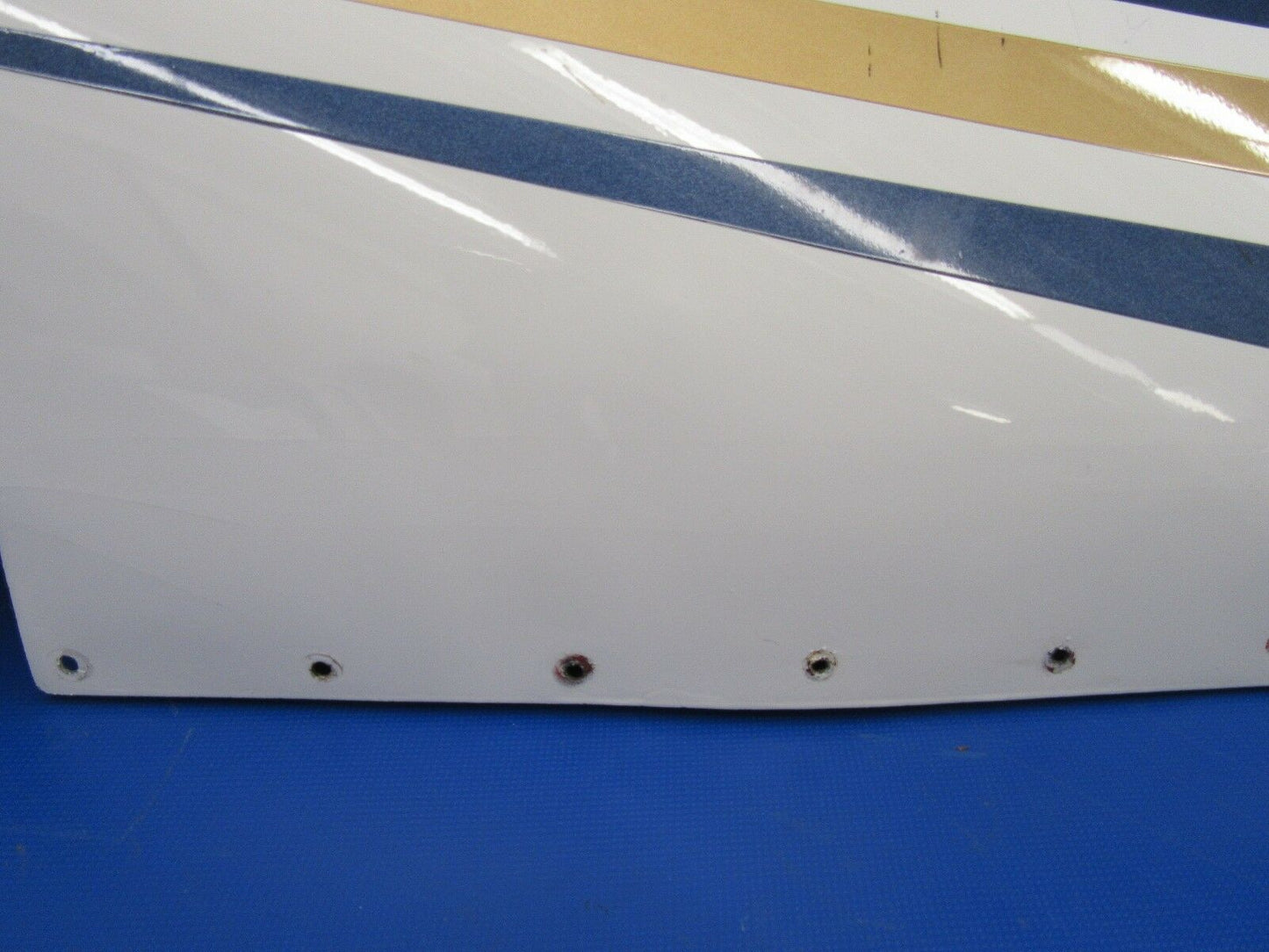 Beech B-24R Sierra Wingtip RH P/N 169-110000-285 (0618-353)