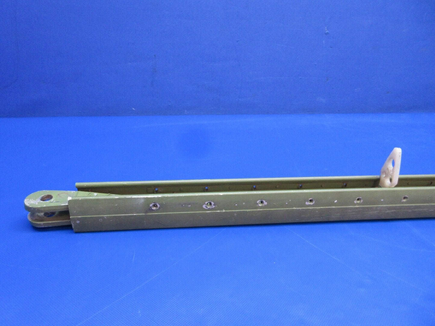 Cessna 337 / 337E LH Wing Strut Assy P/N 1421000-9 (1223-1455)