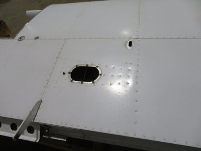 1968 Piper PA-28-140 Cherokee LH Wing P/N 66601-04 (0324-98)