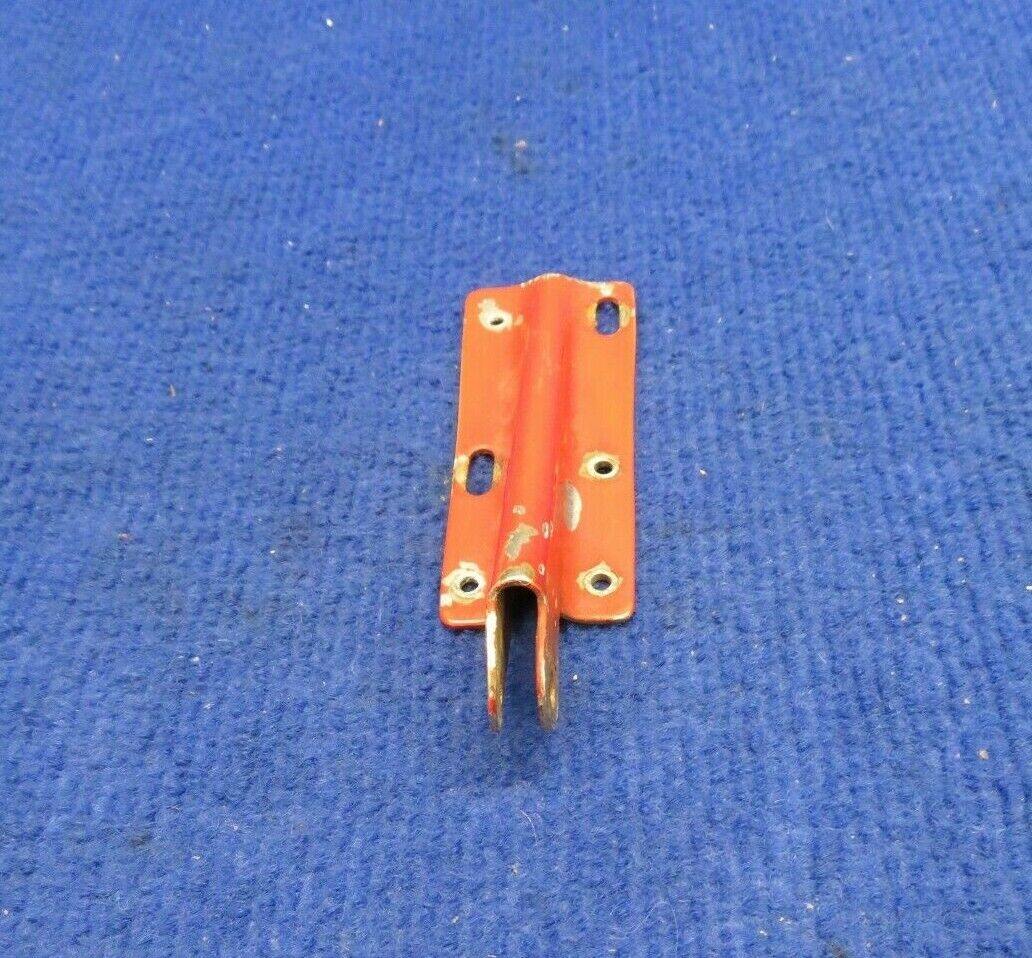 Piper Tomahawk PA-38-112 Door Hinge P/N 77510-02 (0422-787)