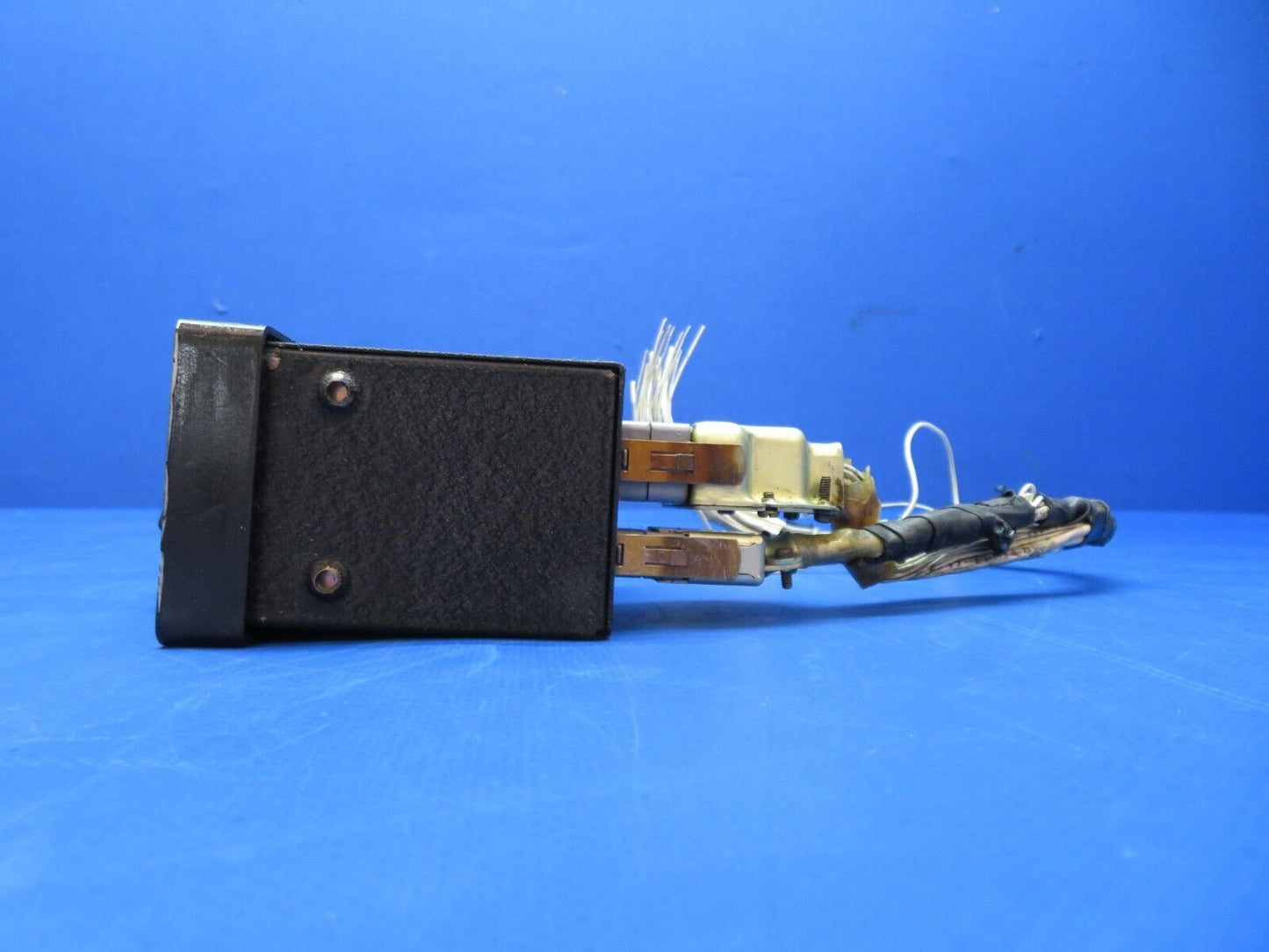 Cessna 310Q Aircraft Radio Corp. C-530A Control Unit P/N 37960-1028 (0723-337)