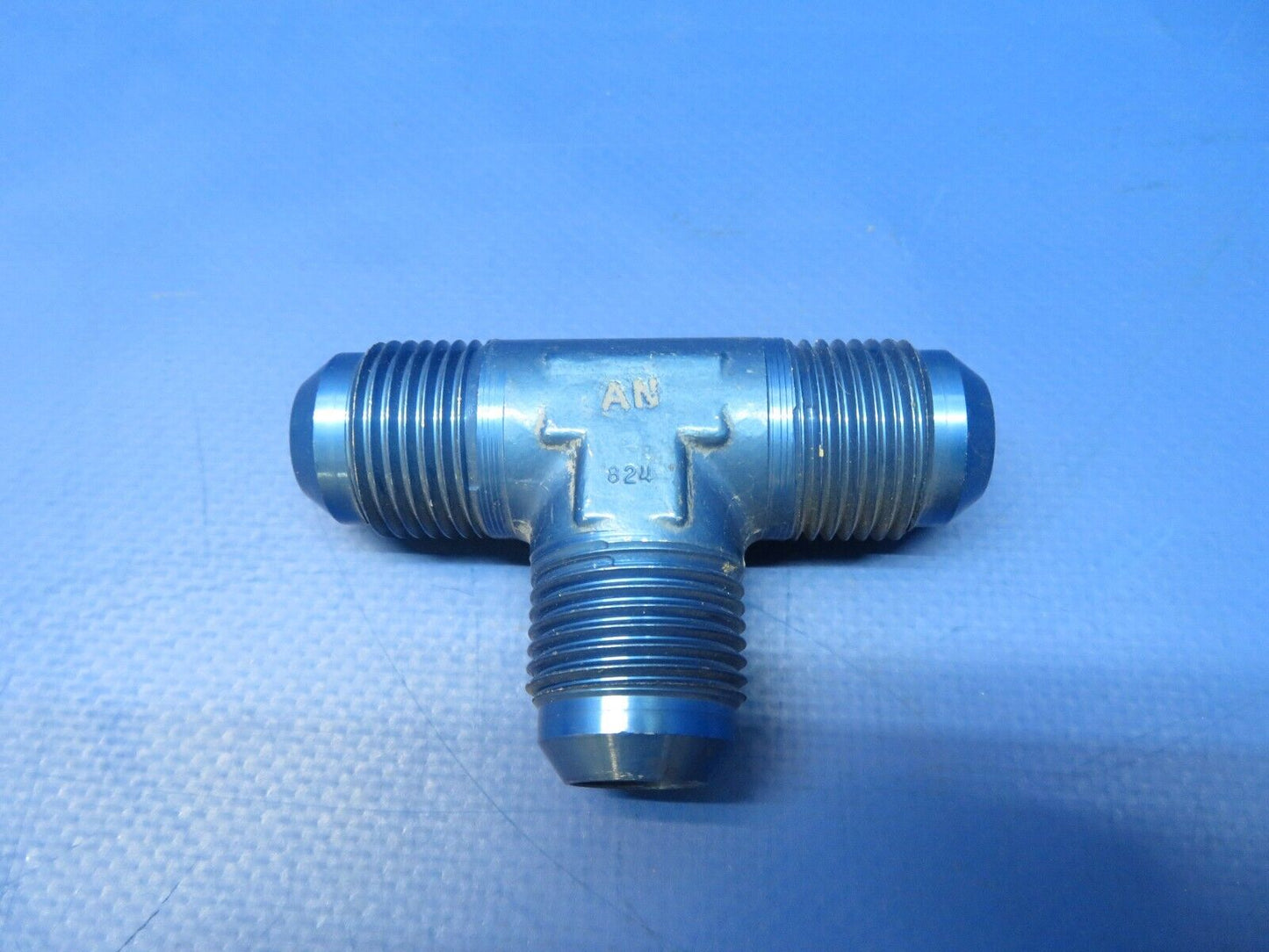 Aluminum "T" Fitting P/N AN824-10D LOT OF 5 NOS (1222-312)