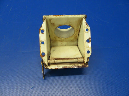 Bellanca 17-30A Fresh Air Valve Upper Firewall RH P/N 196935-10 (0819-216)