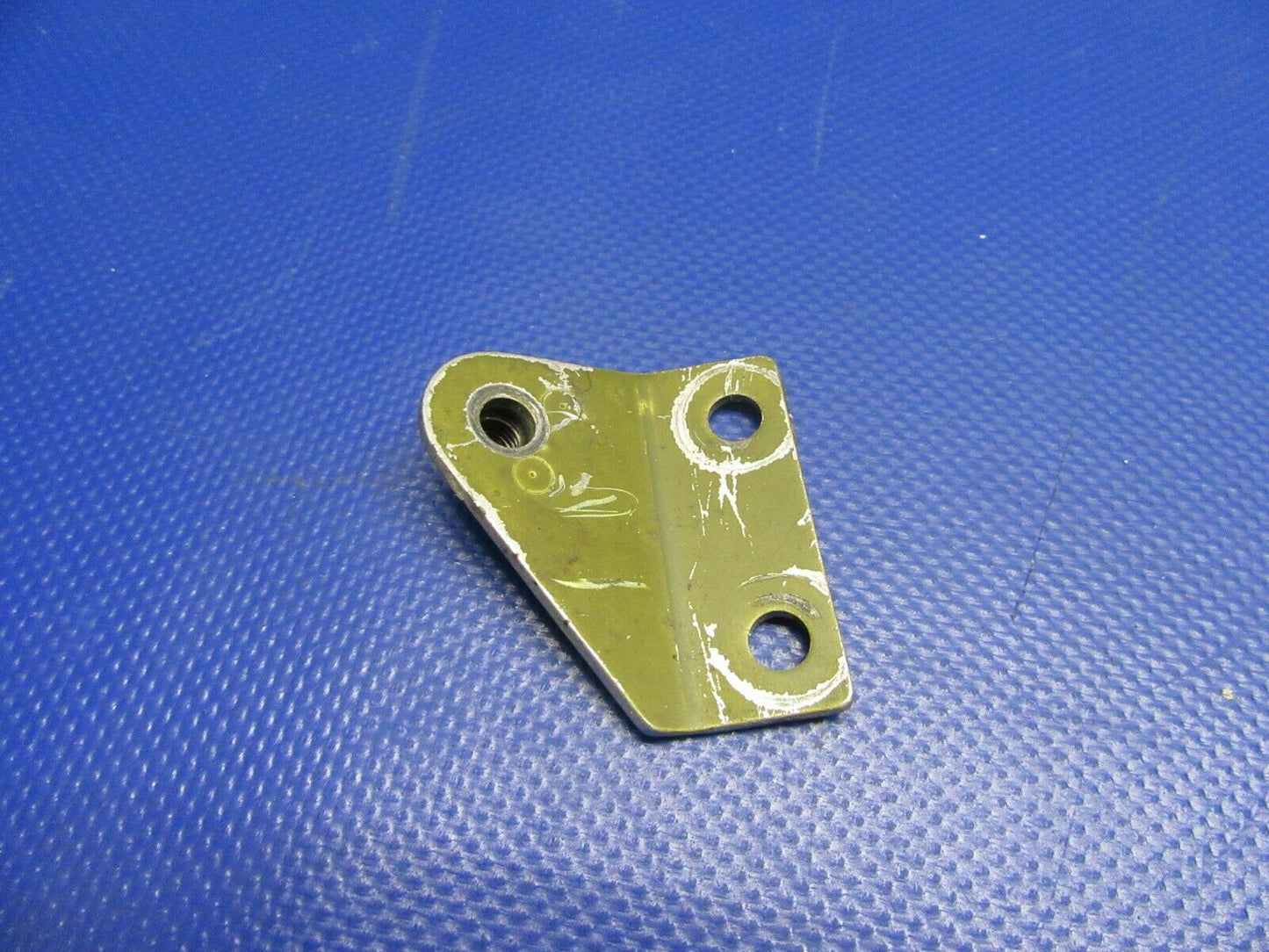 Cessna 210 / P210N Seat Belt Fitting LH OTBD P/N 2011028-7 (0421-612)