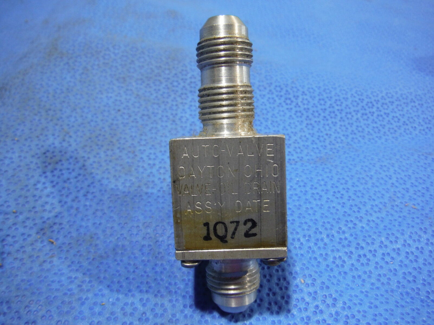 Vintage Oil Drain Valve  P/N 465C-62  (715-23)