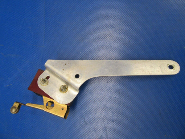 Cessna 310R Switch & Bracket Nose Gear Down P/N 0843408-2 & BZ7RT04 (0219-210)