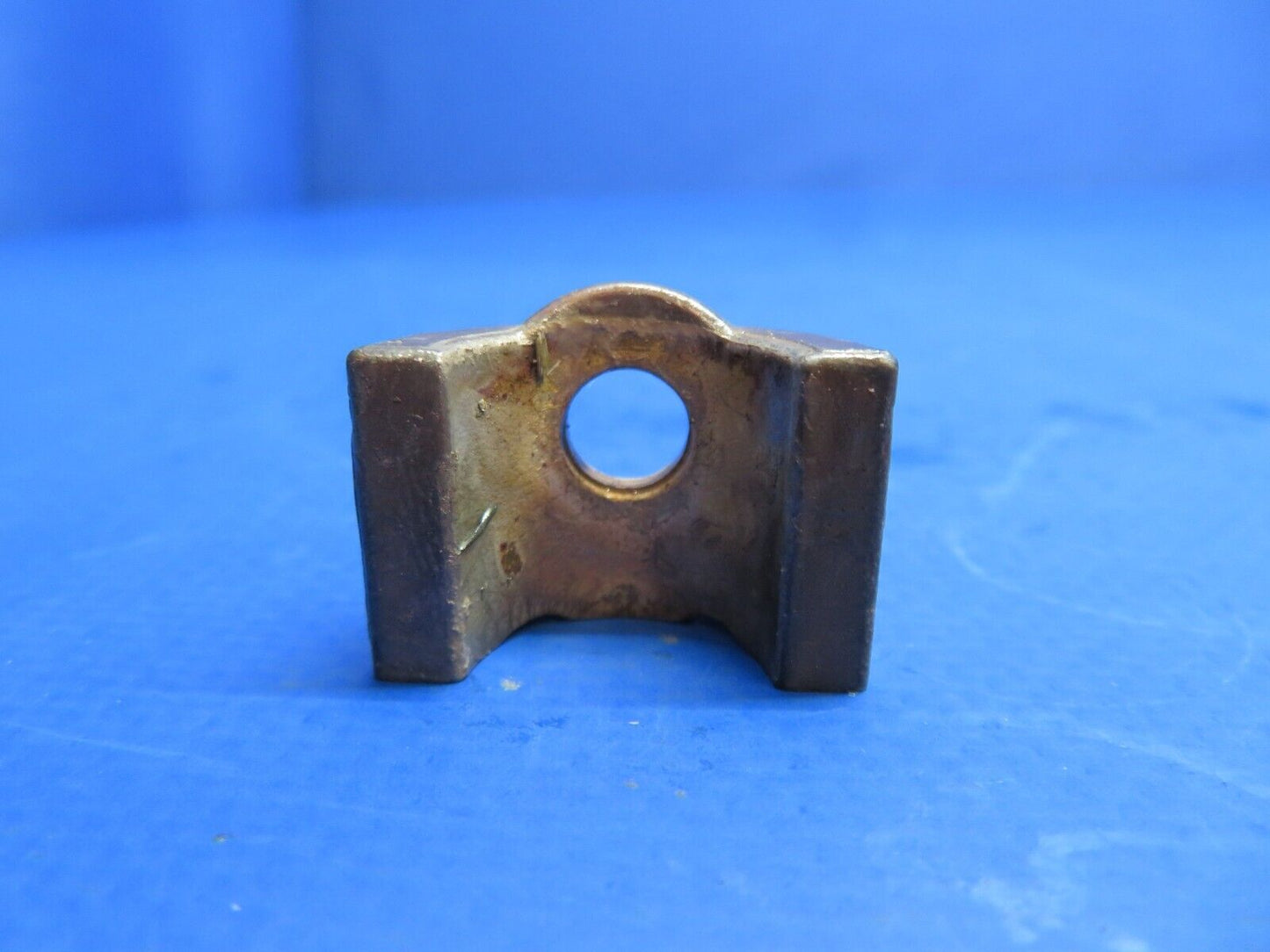 Continental TSIO- 360 Retainer R/Arm Thrust P/N 631996 LOT OF 6 (0323-584)