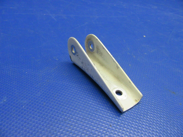 Cessna 150 172 Bracket Flap Control P/N 0523918 (0921-661)