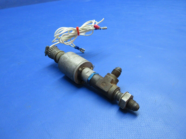 Piper PA-34 Consolidated Controls Pressure Switch P/N 214C40-1-49 (0523-390)