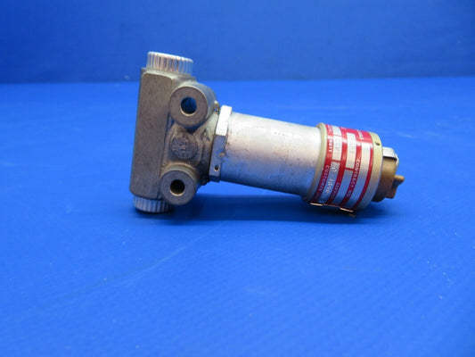 ITT Aerospace Controls Solenoid Valve 28 V Fuel P/N 50-389046-3 NOS (0922-740)
