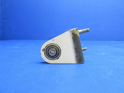 Beech 95-B55 Baron Elevator Hinge Assy P/N 95-610012-15 (0623-756)