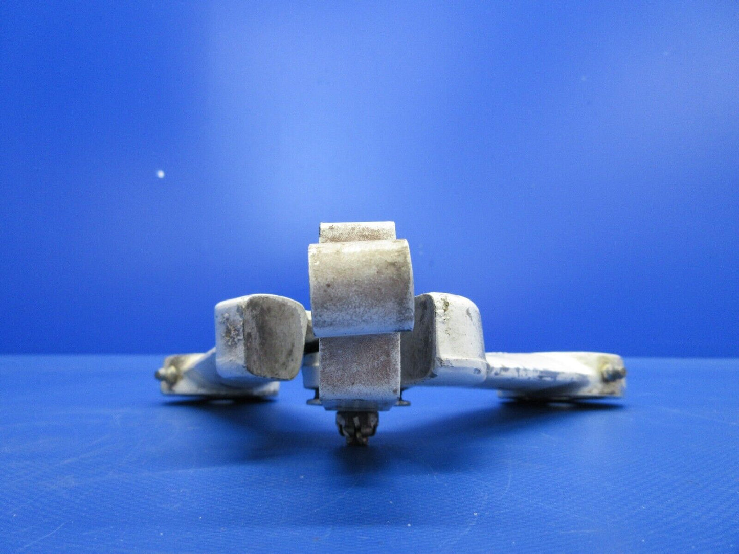 Piper PA-28 Main Gear Torque Link "Old Style" Assembly P/N 65691-00 (0224-1328)