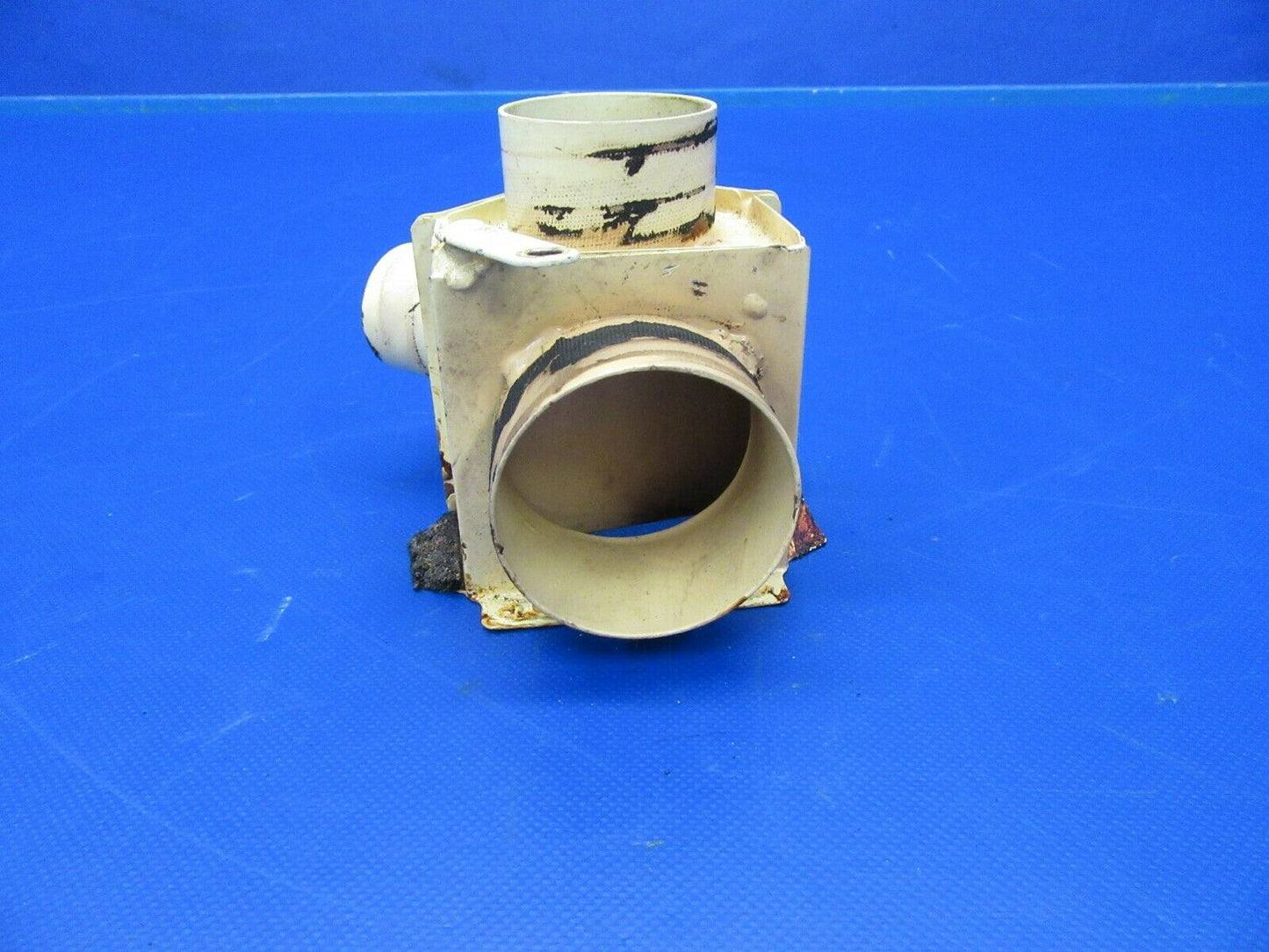 Bellanca 17-30A Super Viking Air Valve LWR Firewall RH P/N 196518 (0819-234)