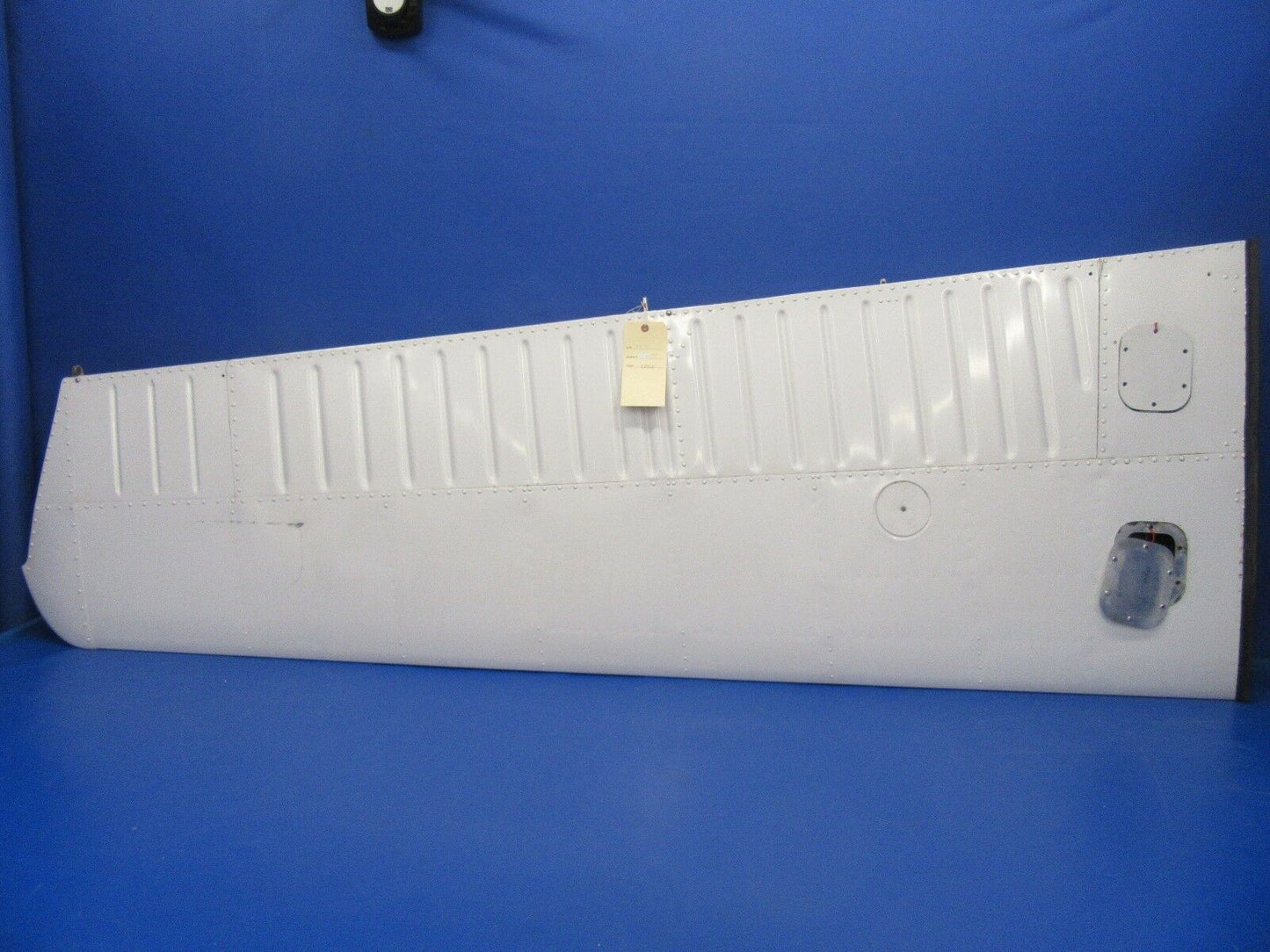 Beech Baron Horizontal Stabilizer LH P/N 96-620005-623 (0118-189)
