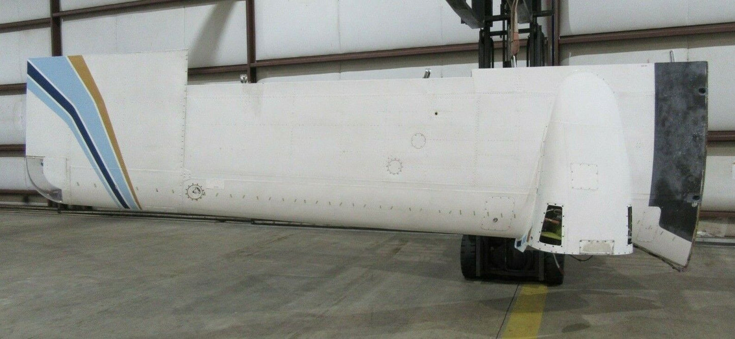 1974 Beech Baron E-55 Wing RH 96-110005-704 (1119-01)