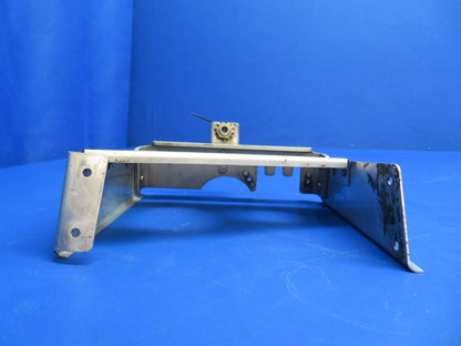 Piper PA-28R-200 Arrow Support Assy Engine Control P/N 67206-02 (1022-702)