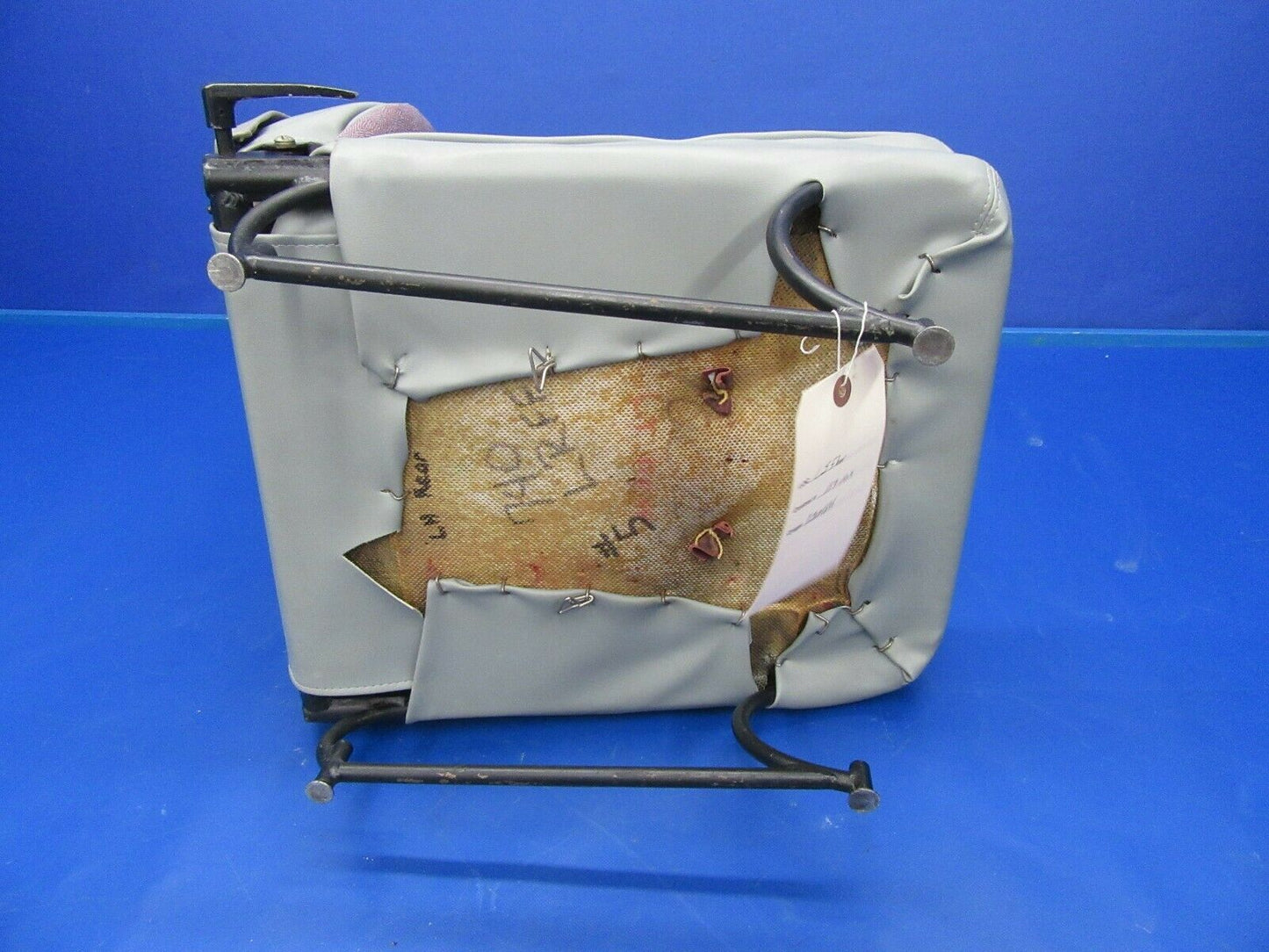 Piper PA-34-200T Seneca II Passenger Seat Rear LH P/N 79479-02 (1119-165)