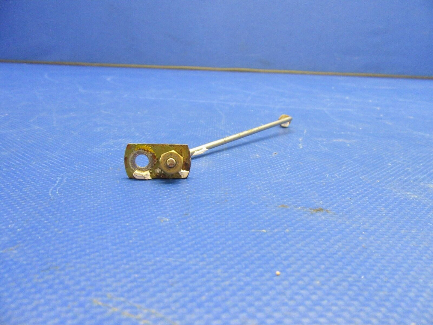Piper PA-24-250 Arm Spring Attachment Flap Motor P/N 23046-00 (0821-300)