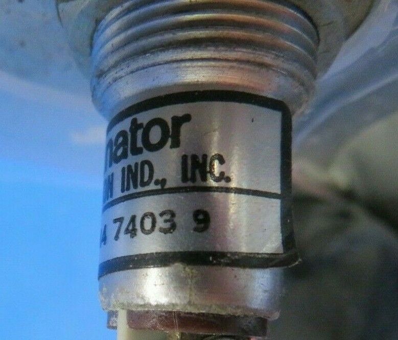 Beech Baron E-55 Face Plate Light Assy Wemac 58-530104-1, 2562 (0120-81)