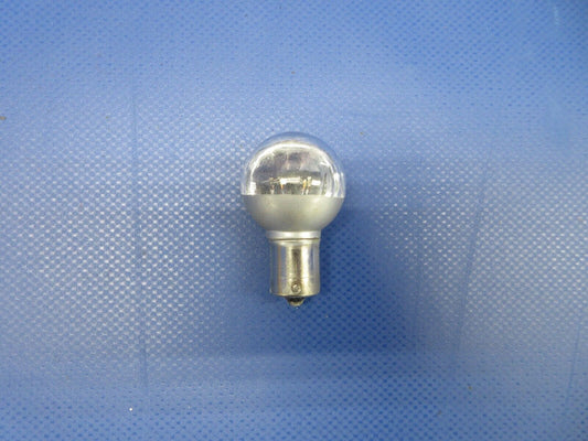 Whelen Reflector Lamp 28V P/N W1290-28 NOS (0224-641)