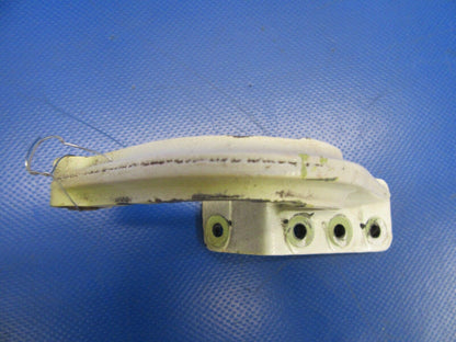 Beech Bonanza A36 Hinge Assy MLG AFT INBD RH P/N 35-815016-5 (0719-54)