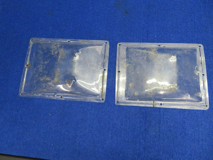 Beech 58 Baron Cover Headliner Lights P/N 106-530066-1 LOT OF 2 (0422-319)